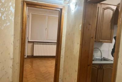 Apartament cu 3 camere decomandat în Siret - 8
