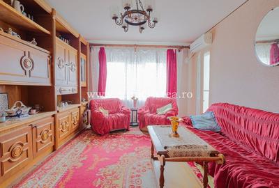 Apartament cu 3 camere de vânzare în Mangalia , ultracentral,400m pana la plajă - 3