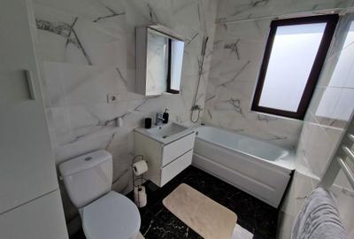 Apartament cu 2 camere decomandat în Exterior Vest