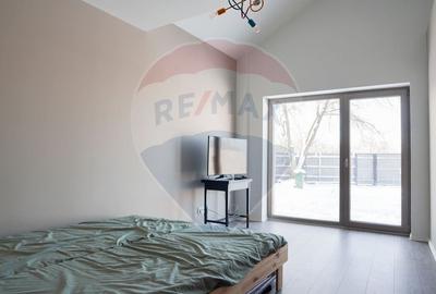 Casă / Vilă cu 4 camere de vânzare - 14