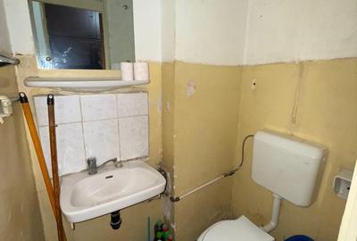 Apartament cu 3 camere decomandat, mobilat în Apusului - 11