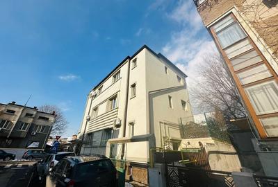 Apartament cu 4 camere semidecomandat, mobilat în Dacia - 16