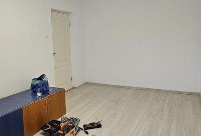 Apartament cu 2 camere decomandat în Apărătorii Patriei