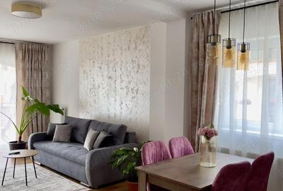 Apartament cu 2 camere decomandat în Tractorul - 5