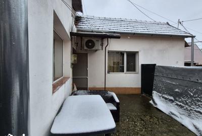 Apartament cu 2 camere decomandat în Central - 4