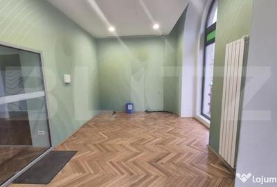 Spațiu comercial, de 284 mp, în Ultracentral - 4