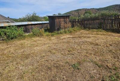 Anun? Vanzare Cladire P+1 Zona Lunca Vanatorilor, Neam? - 4