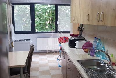 Apartament cu 2 camere foarte spatios, terasa si balcon, centrala - 6