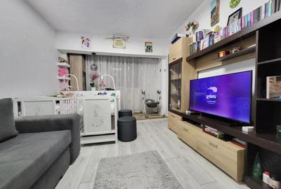 Pre? bun! Garsoniera gata de locuit in zona 9 Mai - 4