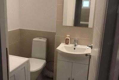 Apartament cu 3 camere decomandat în Politehnica