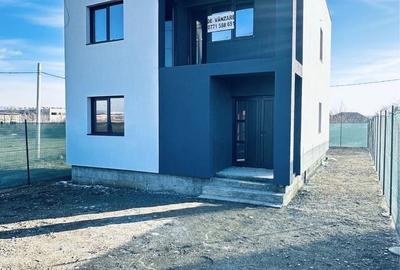 Casă cu 4 camere în Central - 8