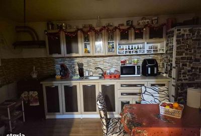 Casă cu 5 camere cu Teren 1000 Mp în Lerești - 3