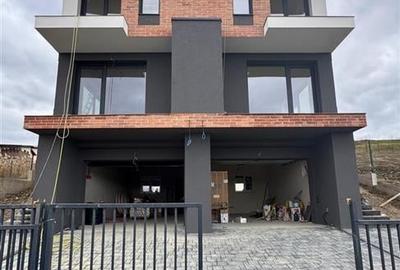 Casa Tip Duplex ,S+P+ET.+Terasa Amenajata ,situata in cartierul Voronet! - 3