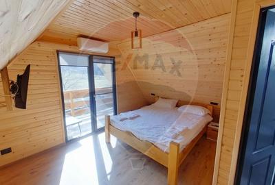 Casă cu 4 camere cu Teren 1000 Mp în Săpânța - 13