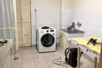 Apartament cu 4 camere decomandat în Central - 1