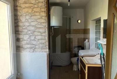 Casă cu 3 camere cu Teren 1000 Mp în Central