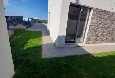 Duplex cu 6 camere cu Canalizare în Europa - 7
