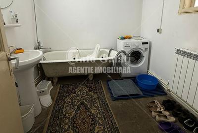 Casă cu 2 camere cu Canalizare în Central - 3