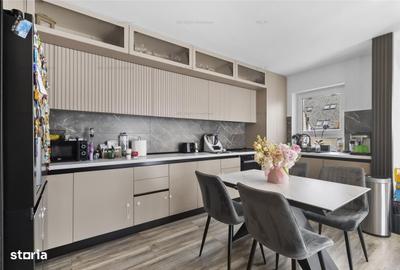 Apartament cu 3 camere, mobilat în Tractorul - 9