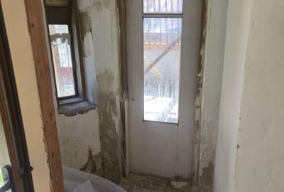 Apartament cu 2 camere decomandat în Traian - 5