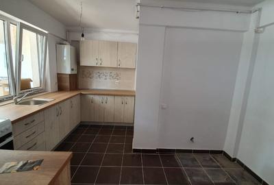 Apartament total decomandat - 5