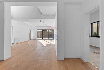 Vila superba Cernica | vedere la padure si lac | finisaje moderne - 36