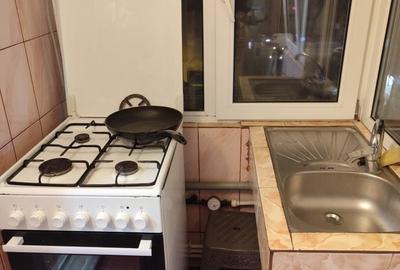 Apartament cu 2 camere decomandat în Exterior Vest