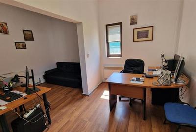 Casă individuală cu 6 camere cu Teren 834 Mp în Muncitoresc - 4