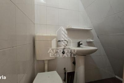 Spațiu comercial, de 100 mp, în Bălcescu