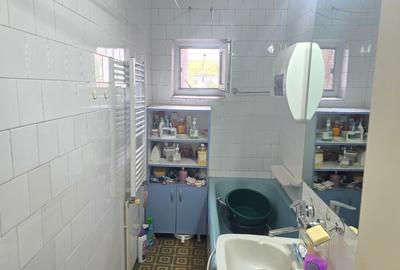 Apartament cu 2 camere nedecomandat în Decebal - 4