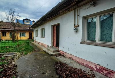 Casă individuală cu 6 camere în Bartolomeu