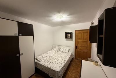Apartament cu 3 camere decomandat în Central - 2