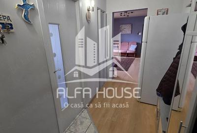 Apartament cu 3 camere semidecomandat în Govândari
