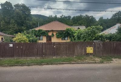 Casa+ Teren Targu Ocna str.Galean Nr 5A - 2