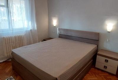 Apartament cu 3 camere decomandat, mobilat în Școlilor - 2