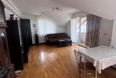 Apartament cu 3 camere decomandat în Rădăuți