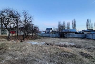 Teren Construcții intravilan de 600 mp, în Piața Centrală