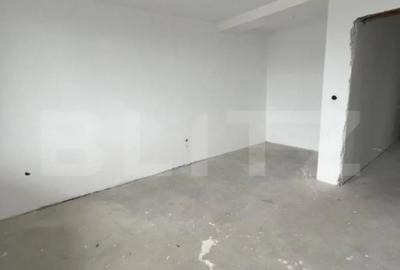 Apartament cu 3 camere semidecomandat în Careiului - 2