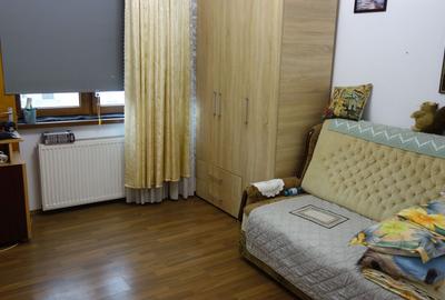 Piata Rahova-Circa 19 Politie - 2