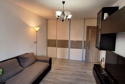 Apartament cu 3 camere semidecomandat, mobilat în Titan - 3