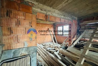 Vila la rosu  + teren 500 mp de vanzare – Zona Fermelor - 18