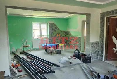 Apartament cu 3 camere în Caracal - 2