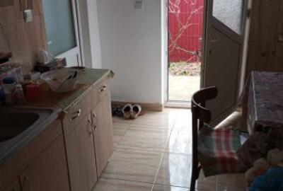Apartament cu doua camere decomandat