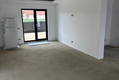 Casă cu 4 camere în Dancu - 2