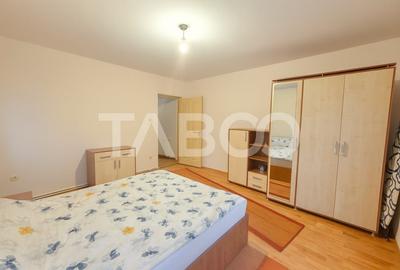 Apartament decomandat de vanzare 3 camere balcon parcare si curte - 1