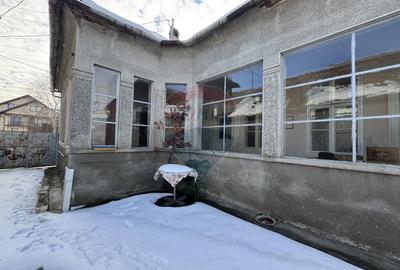 Casă cu 3 camere cu Teren 730 Mp în Central - 5
