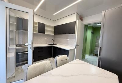 Apartament cu 3 camere decomandat în Central - 1