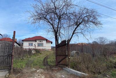 Vanzare casa in Calinesti, teren intravilan  2600 mp, 69500 euro - 2