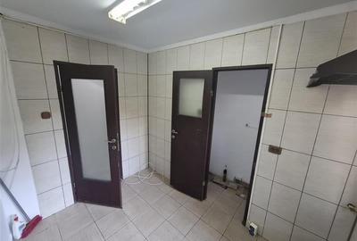 Favorit-Gh Lazar, 3 camere, parter cu centrala proprie - 3