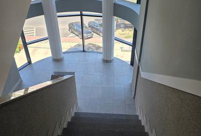 Inchiriez apartament 2 camere bloc nou - 10